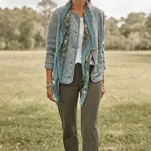 J.Jill Essential Stretch-Twill Pants Size 14
NWOT. Never worn. Green moss color.